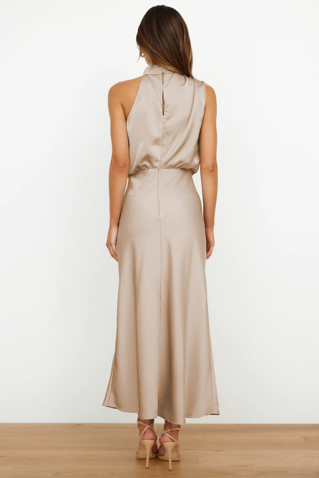 Carlina | Long Satin Dress with Halterneck