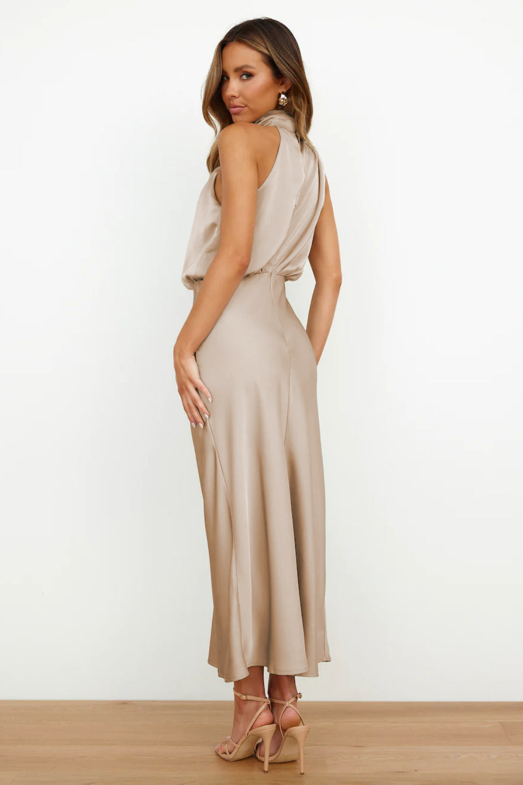 Carlina | Long Satin Dress with Halterneck