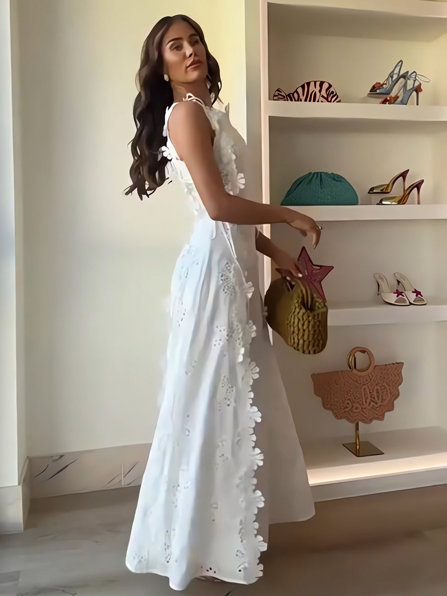 Éliora – Floral Lace Maxi Dress with Tie Straps