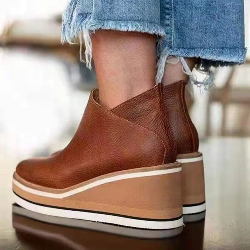 Elegant Slim-Fit Boots