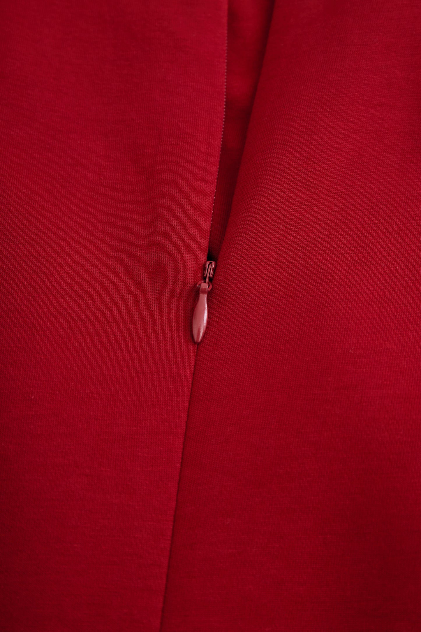 Ruby | Burgundy Sleeveless Midi Dress