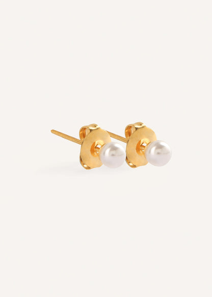 Raya Earrings: Grace in Every Turn