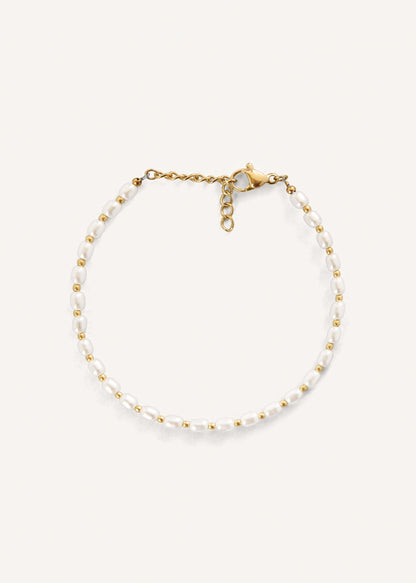 Manava Bracelet: Effortless Elegance