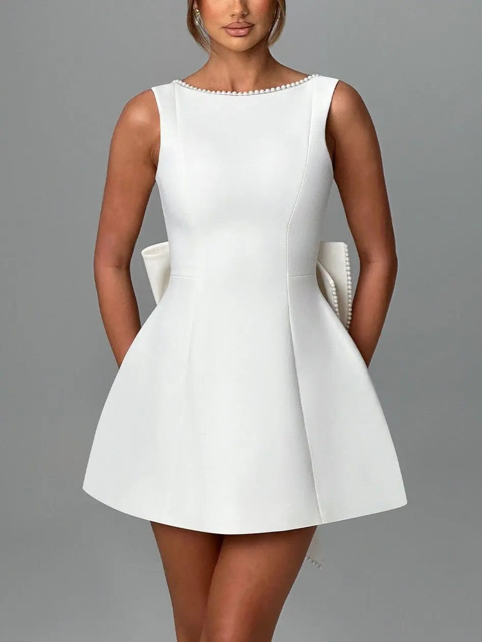 Short Fitted Dress with Bow and Pearls – Square Neckline and Tied Back