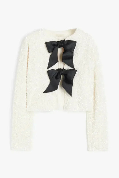 Anwen | Chic Blouse with Bow Detail