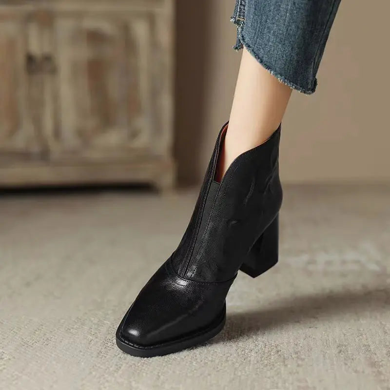 Aphixta Plush Ankle Boots