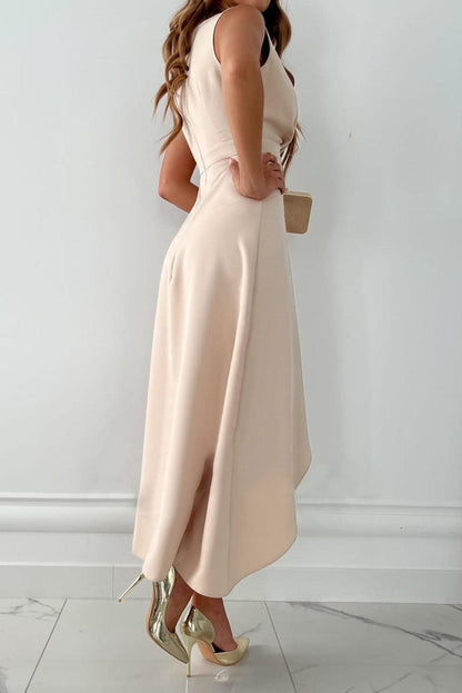 Mandy - Stylish V-Neck Midi Dress with Wrap Design