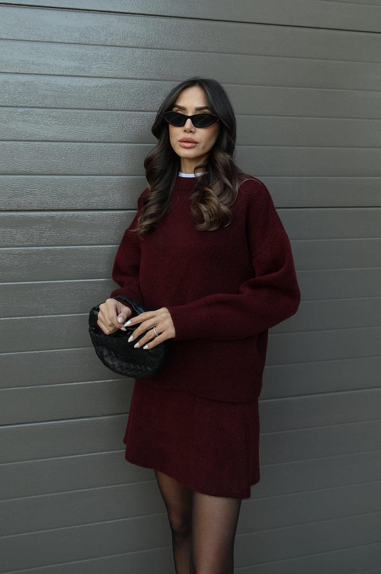 Lara | Elegant Knit Sweater & Skirt Set