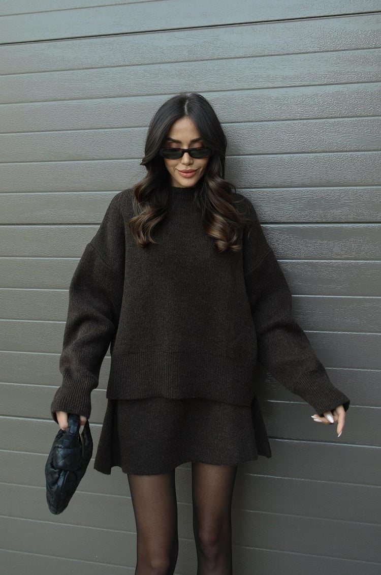 Lara | Elegant Knit Sweater & Skirt Set